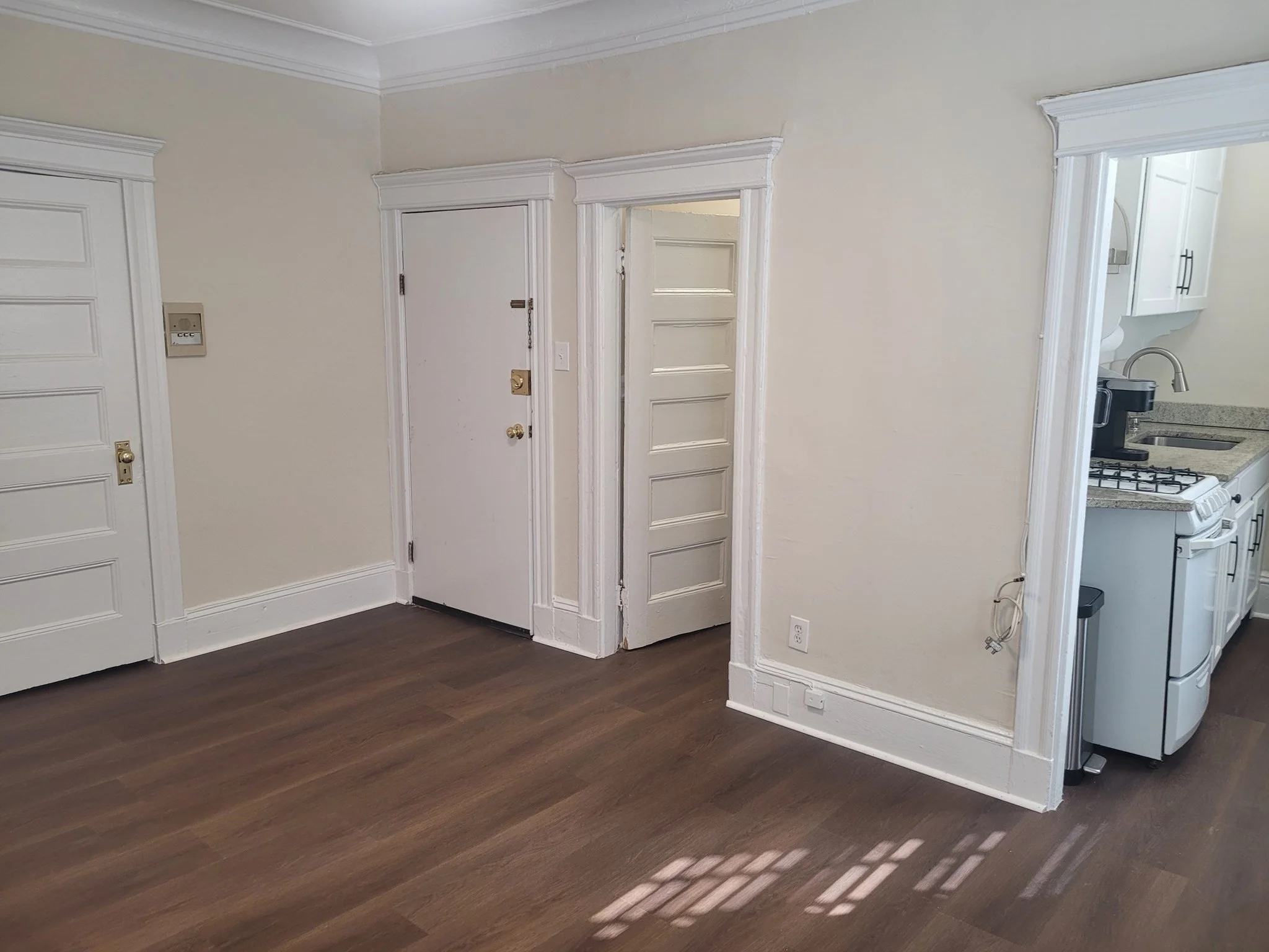 Studio bed, 1 bath apartment for rent at 41 Revere Unit 3, Beacon Hill — photo 7 of 16