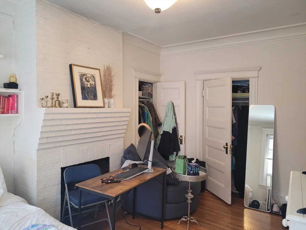 Studio bed, 1 bath apartment for rent at 41 Revere Unit 3, Beacon Hill — photo 5 of 10