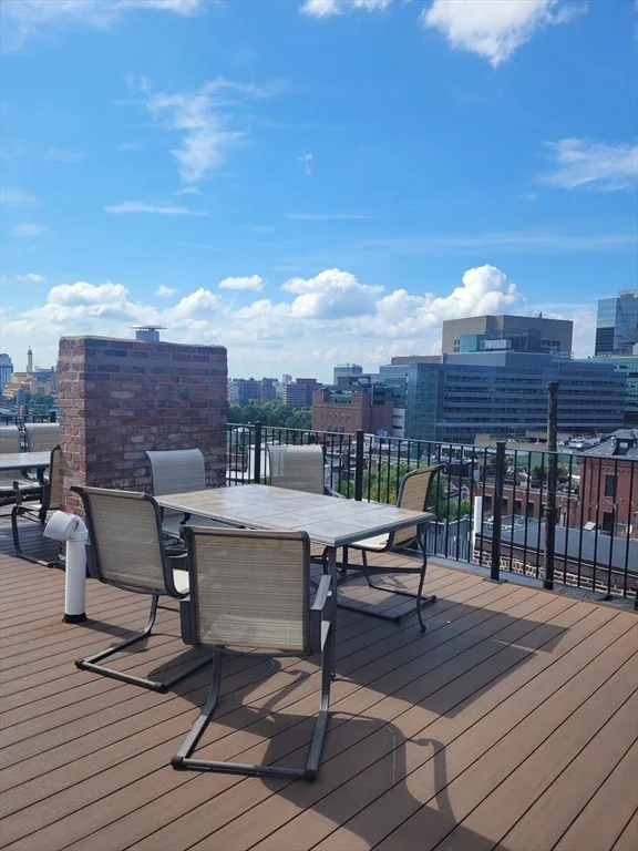 Studio bed, 1 bath apartment for rent at 41 Revere Unit 3, Beacon Hill — photo 8 of 10