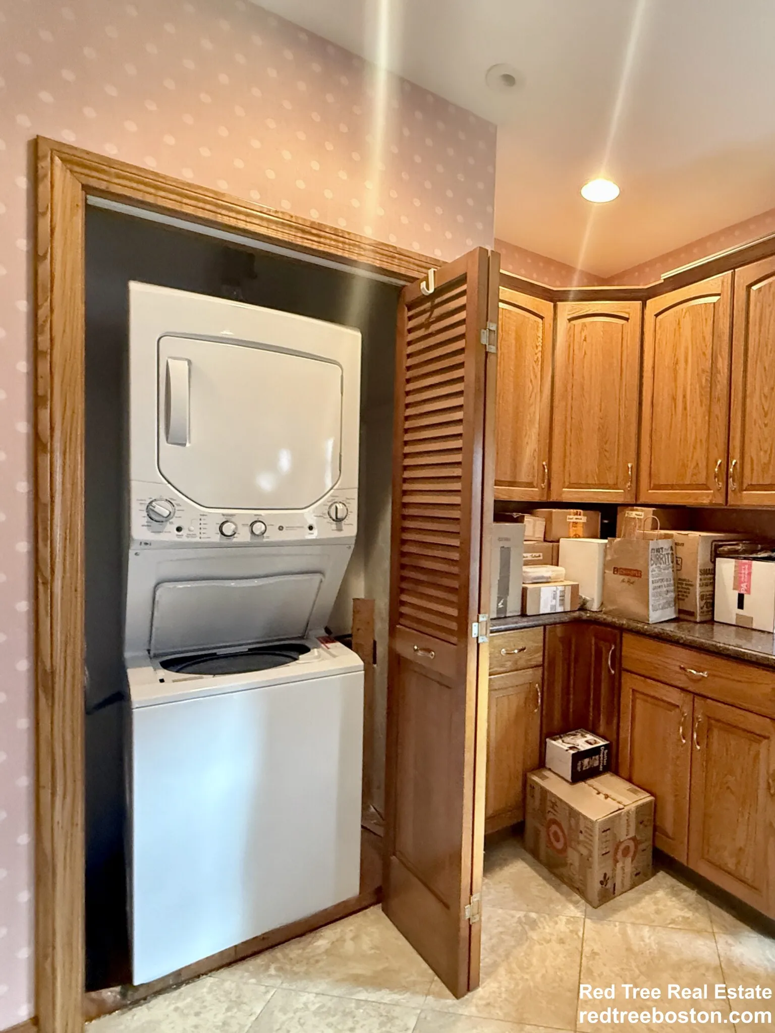 3 bed, 2 bath apartment for rent at 39-41 Rich St Unit 1, Banks Square — photo 5 of 23