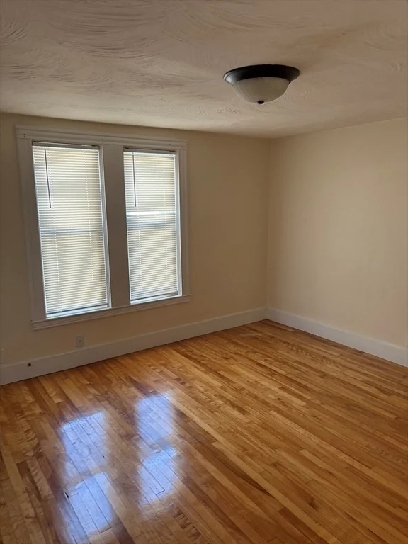 2 bed, 1 bath apartment for rent at 41 Richmond Ave Unit 1, Worcester — photo 9 of 19