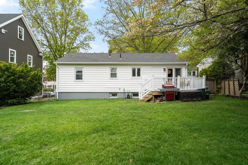 3 bed, 2 bath apartment for rent at 41 Rublee St Unit 1, Arlington Heights — photo 27 of 31