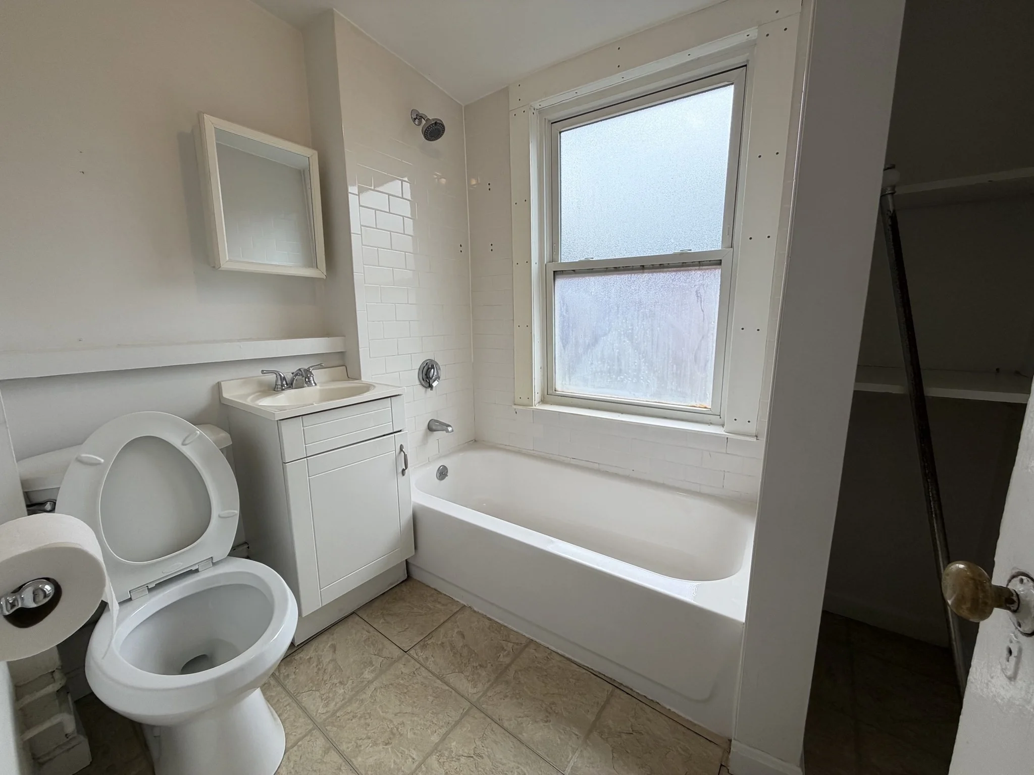 1 bed, 1 bath apartment for rent at 41 S Russell St Unit 4, Beacon Hill — photo 11 of 11