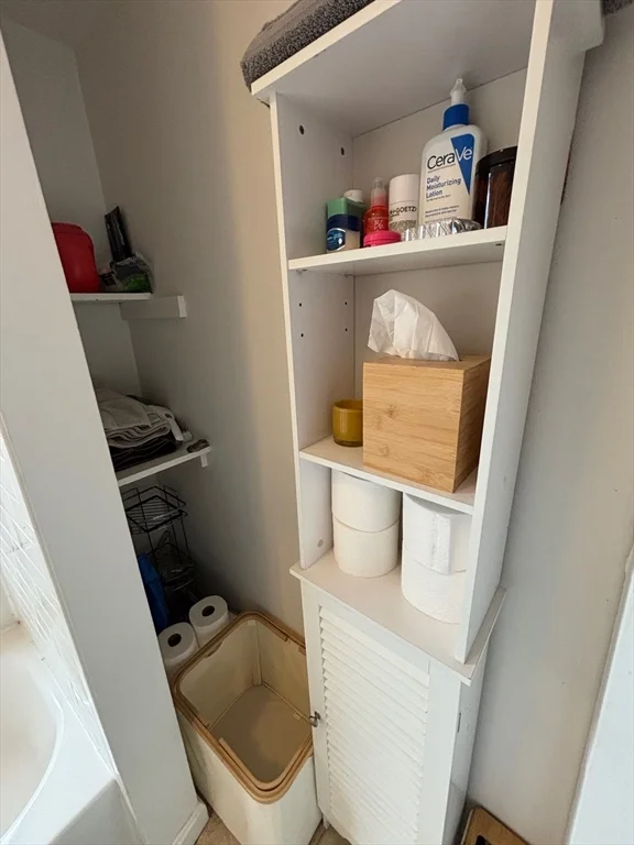 1 bed, 1 bath apartment for rent at 41 S Russell St Unit 4, Beacon Hill — photo 13 of 13