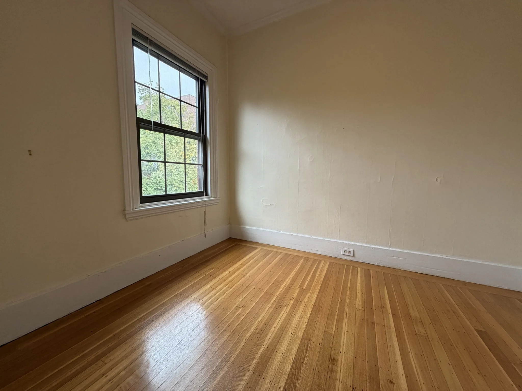 1 bed, 1 bath apartment for rent at 41 S Russell St Unit 4, Beacon Hill — photo 5 of 11