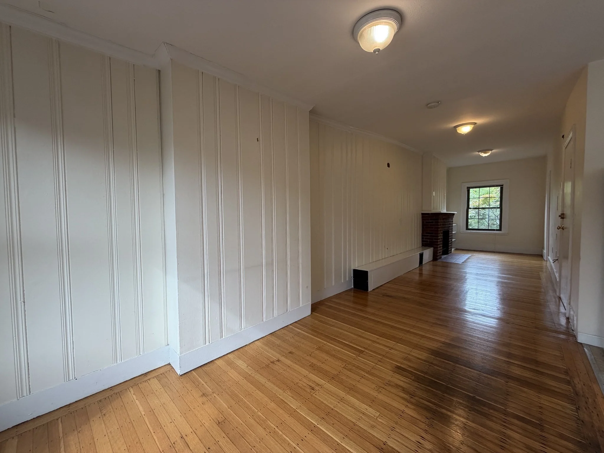 1 bed, 1 bath apartment for rent at 41 S Russell St Unit 4, Beacon Hill — photo 2 of 11