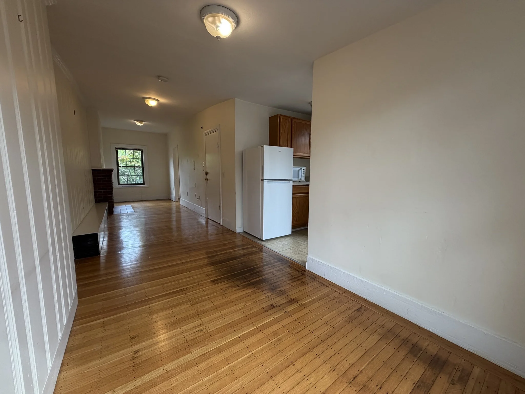 1 bed, 1 bath apartment for rent at 41 S Russell St Unit 4, Beacon Hill