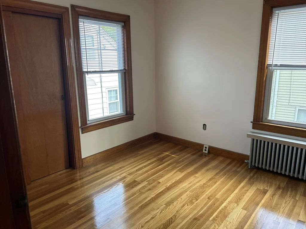 2 bed, 1 bath apartment for rent at 41 School St Unit 1, Milford — photo 4 of 9