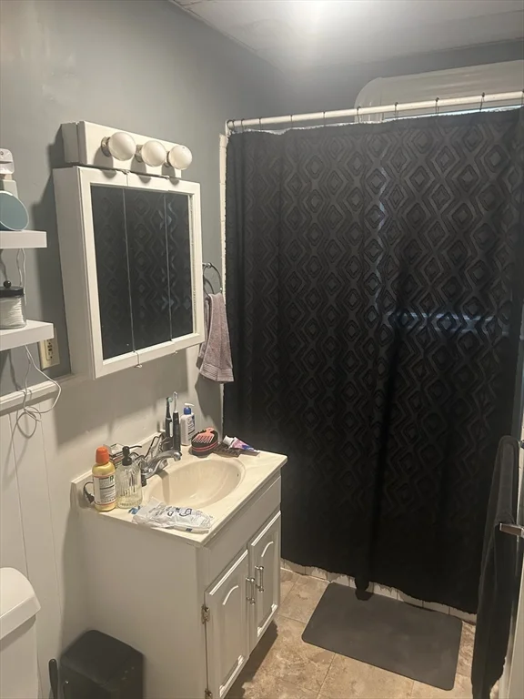 2 bed, 1 bath apartment for rent at 41 Sheffield Rd Unit 1, Roslindale — photo 4 of 7