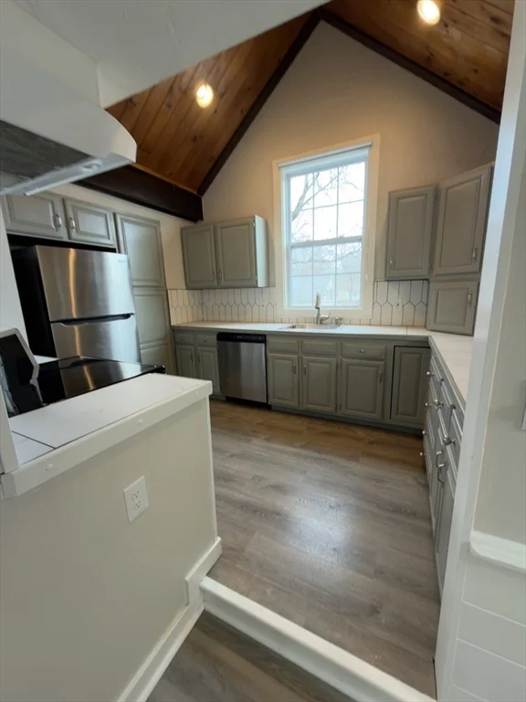2 bed, 1 bath apartment for rent at 41 Sherman St Unit 2, Foxboro — photo 3 of 21
