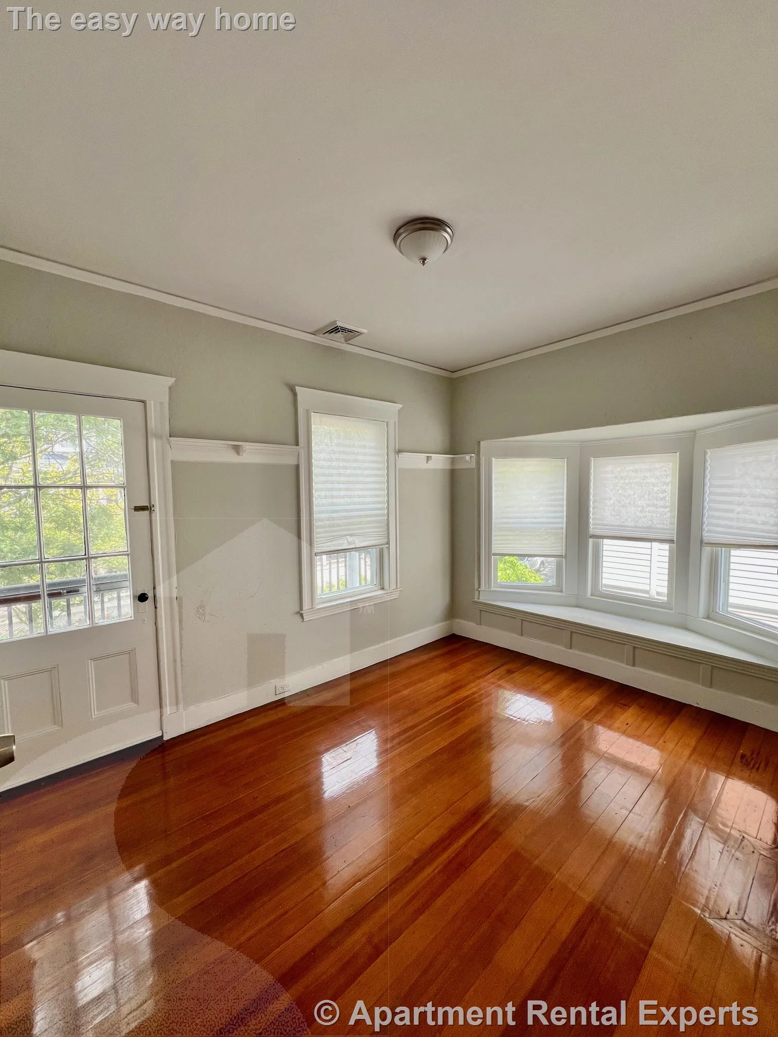 4 bed, 1 bath apartment for rent at 41 Simpson Ave Unit 2, Davis Square — photo 5 of 22