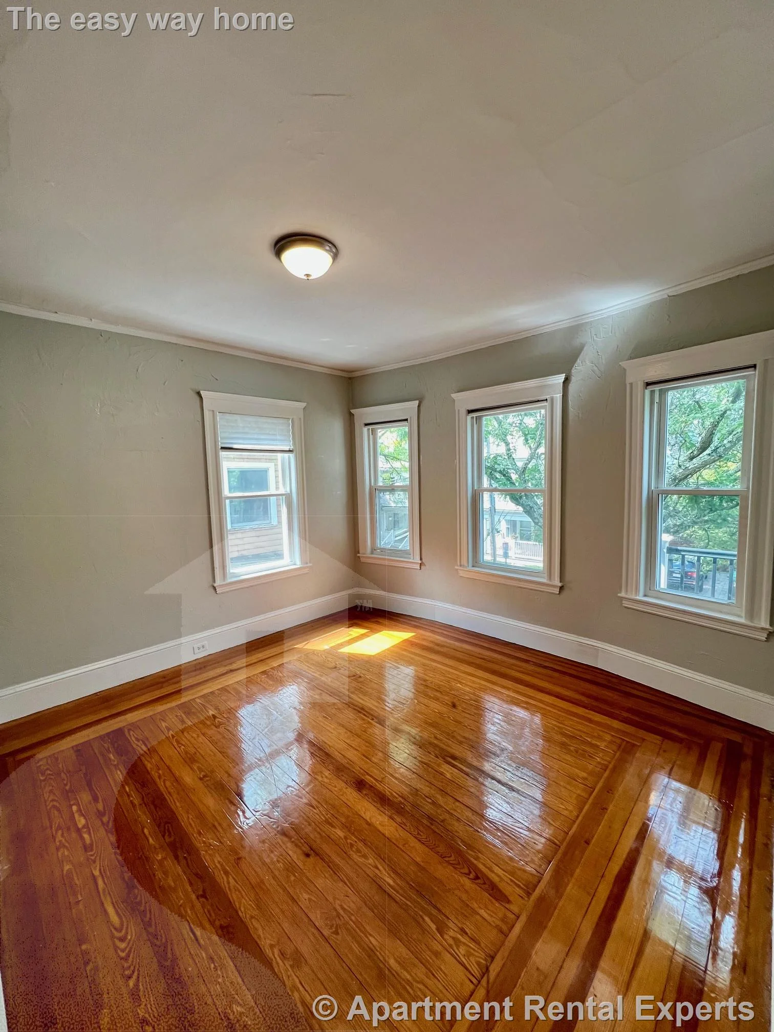 4 bed, 1 bath apartment for rent at 41 Simpson Ave Unit 2, Davis Square — photo 2 of 22
