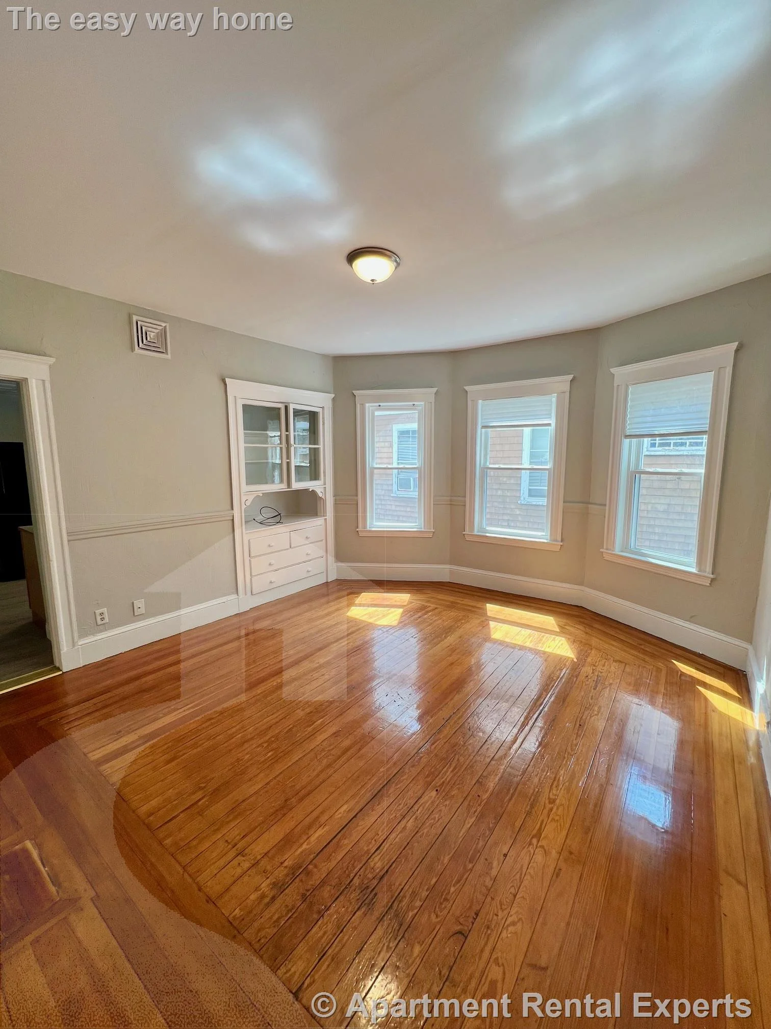 4 bed, 1 bath apartment for rent at 41 Simpson Ave Unit 2, Davis Square — photo 7 of 22