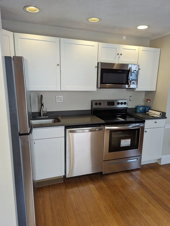 2 bed, 1 bath apartment for rent at 41 South St Unit 6, Brighton — photo 1 of 8