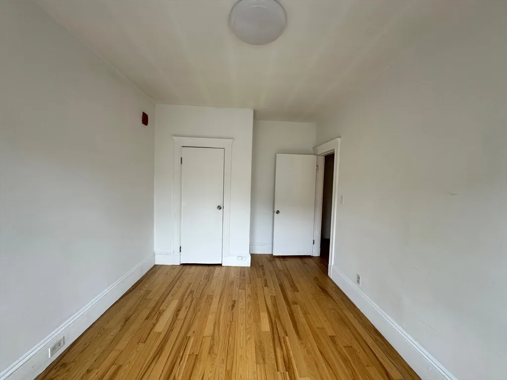 1 bed, 1 bath apartment for rent at 41 Strathmore Rd Unit 1, Brighton — photo 8 of 8