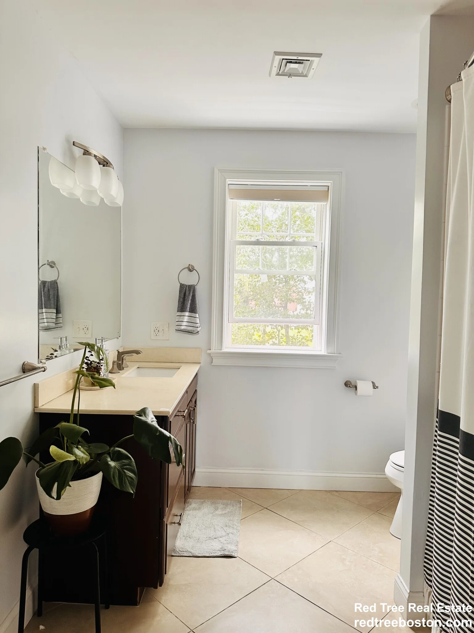 4 bed, 2.5 bath apartment for rent at 41 Sunset Ave Unit 41, Norwood — photo 13 of 68