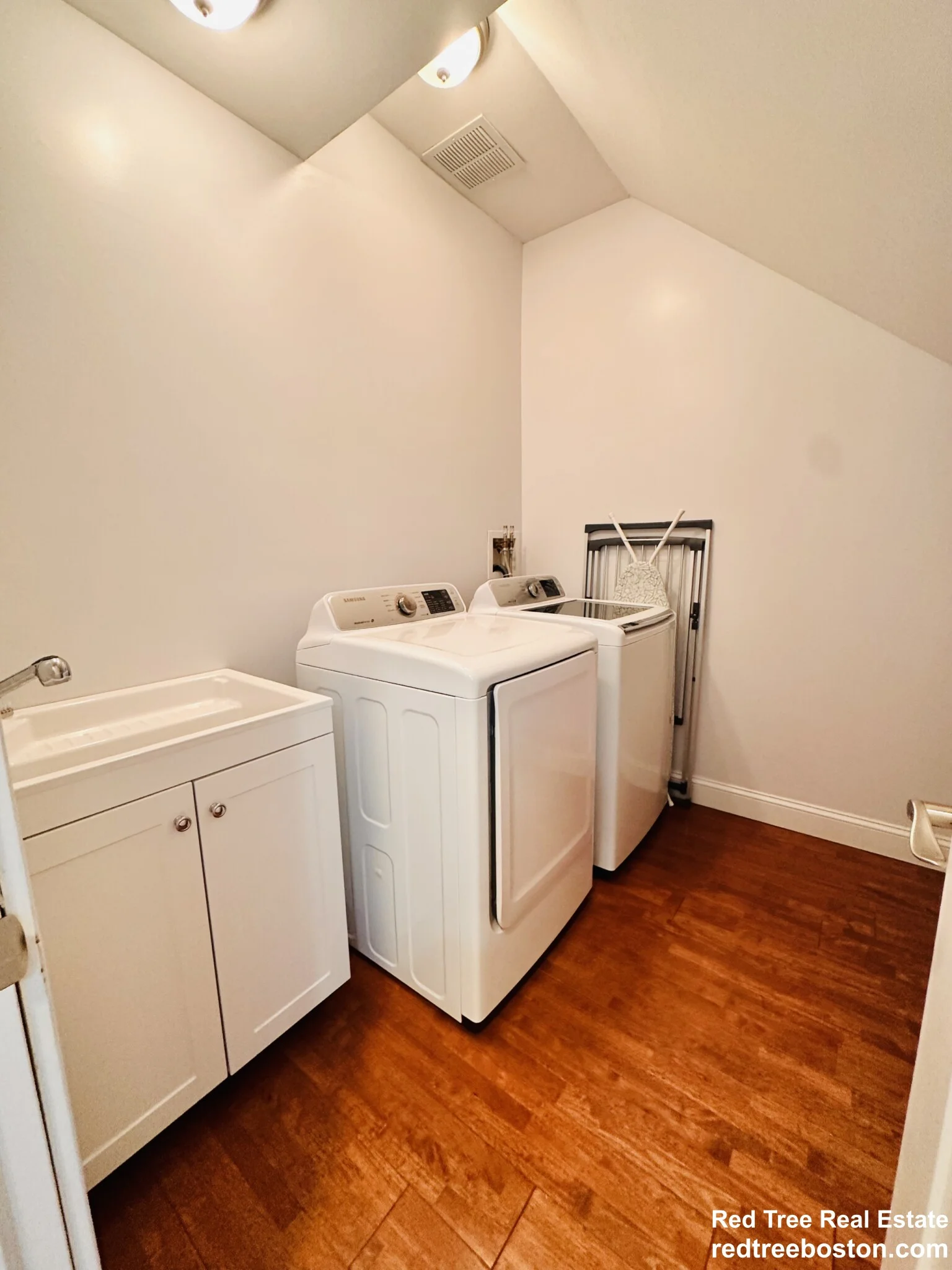 4 bed, 2.5 bath apartment for rent at 41 Sunset Ave Unit 41, Norwood — photo 38 of 68