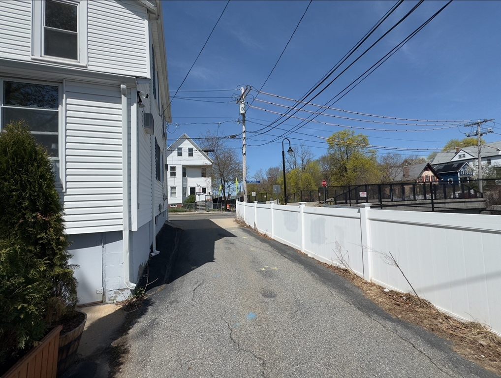 3 bed, 1.5 bath apartment for rent at 41 Sycamore St Unit 1, Spring Hill — photo 21 of 21