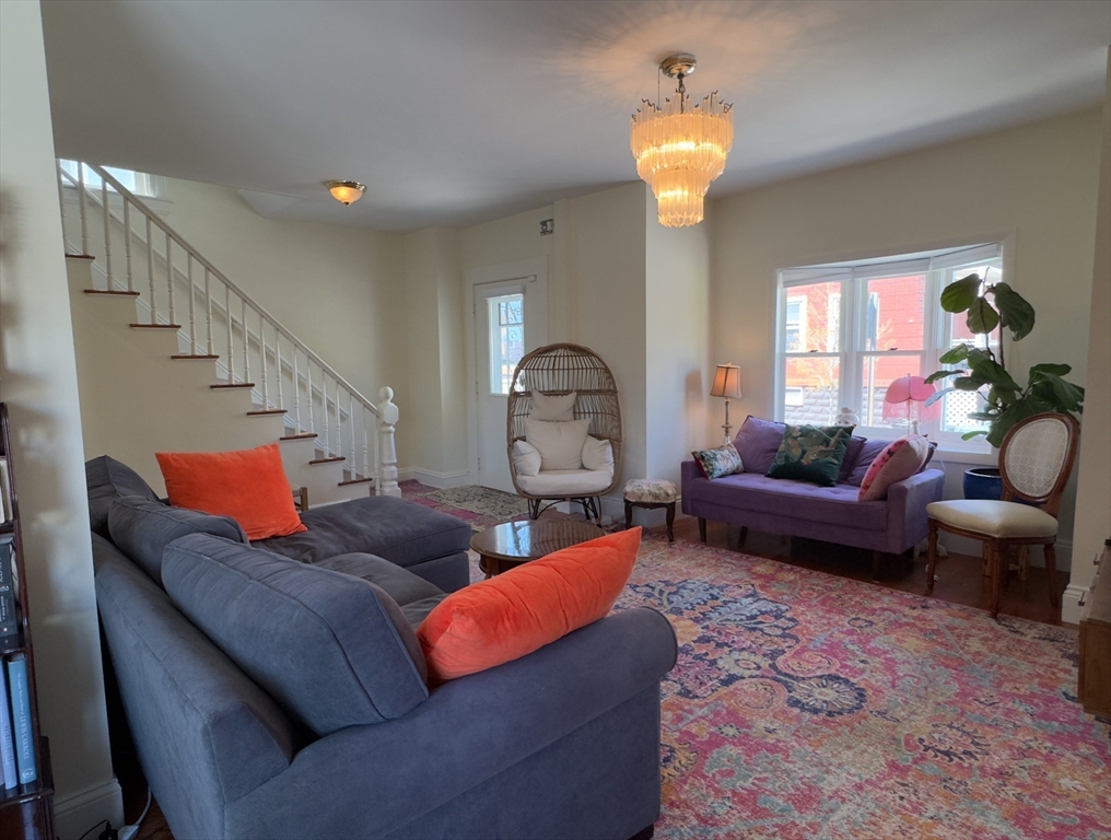 3 bed, 1.5 bath apartment for rent at 41 Sycamore St Unit 1, Spring Hill — photo 2 of 21