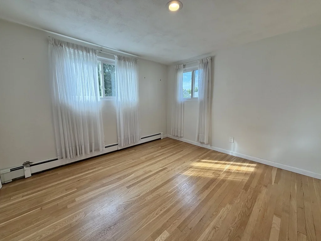 2 bed, 1 bath apartment for rent at 41 Townly Rd Unit 1, Watertown — photo 17 of 24