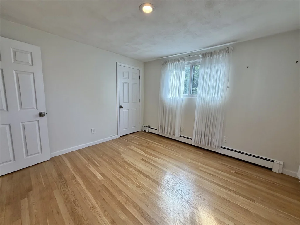 2 bed, 1 bath apartment for rent at 41 Townly Rd Unit 1, Watertown — photo 15 of 24