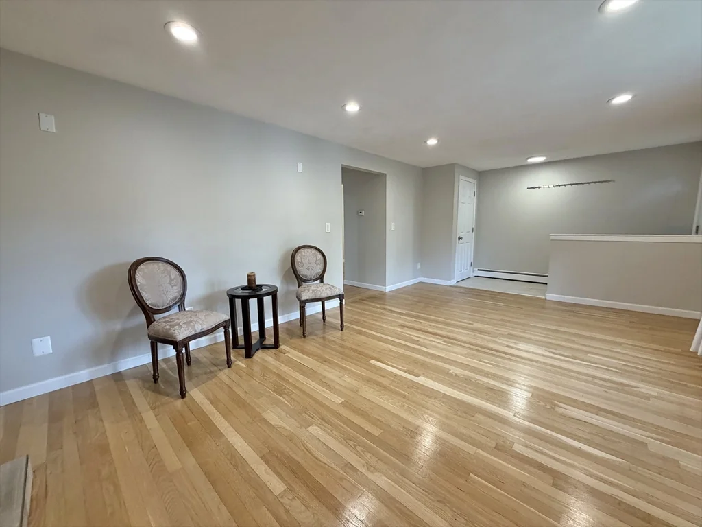 2 bed, 1 bath apartment for rent at 41 Townly Rd Unit 1, Watertown — photo 4 of 24