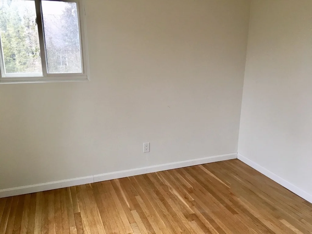 2 bed, 1 bath apartment for rent at 41 Townly Unit 41, Watertown — photo 10 of 20
