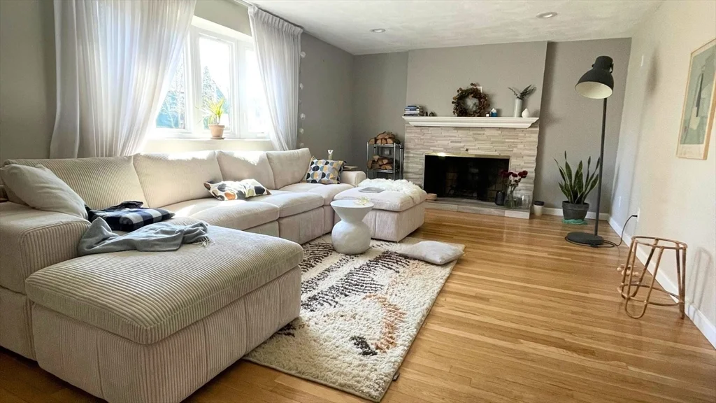 2 bed, 1 bath apartment for rent at 41 Townly Unit 41, Watertown