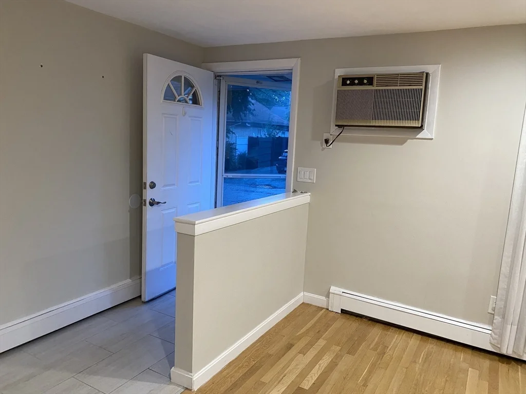 2 bed, 1 bath apartment for rent at 41 Townly Unit 41, Watertown — photo 3 of 20