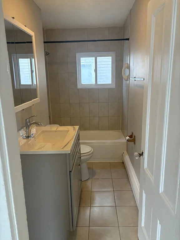 3 bed, 1 bath apartment for rent at 41 Tremont Unit 2, Brockton — photo 8 of 8