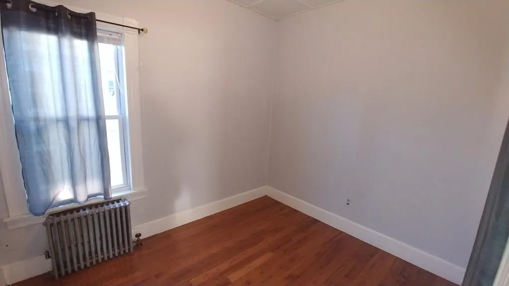 4 bed, 2 bath apartment for rent at 41 Trull St Unit 2, Magoun Square — photo 2 of 11