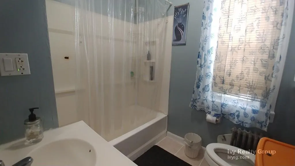 4 bed, 2 bath apartment for rent at 41 Trull St Unit 2, Magoun Square — photo 11 of 11