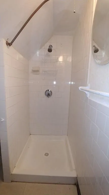 4 bed, 2 bath apartment for rent at 41 Trull St Unit 2, Magoun Square — photo 10 of 11