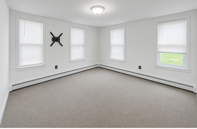 3 bed, 1 bath apartment for rent at 41 Valley St Unit 1, Spencer — photo 1 of 23