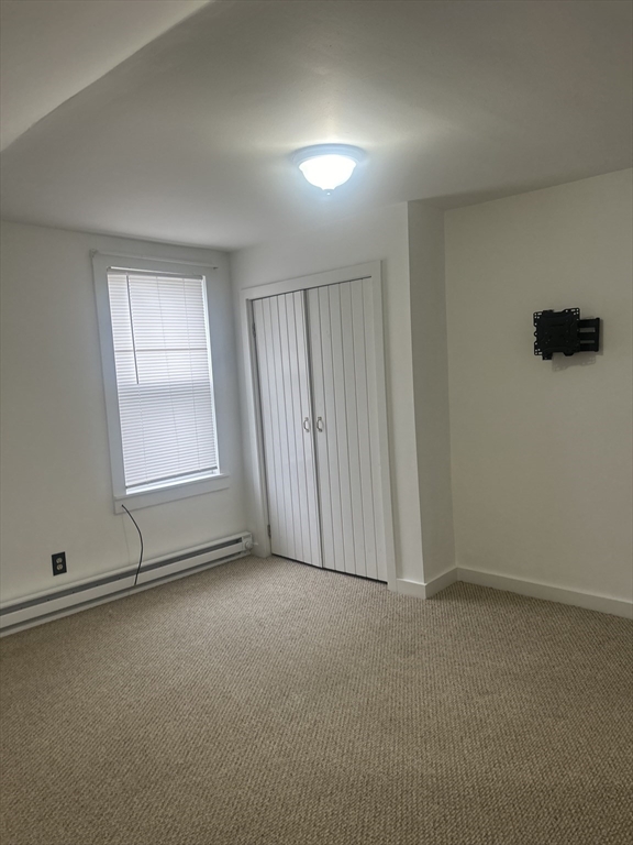 3 bed, 1 bath apartment for rent at 41 Valley St Unit 1, Spencer — photo 6 of 23