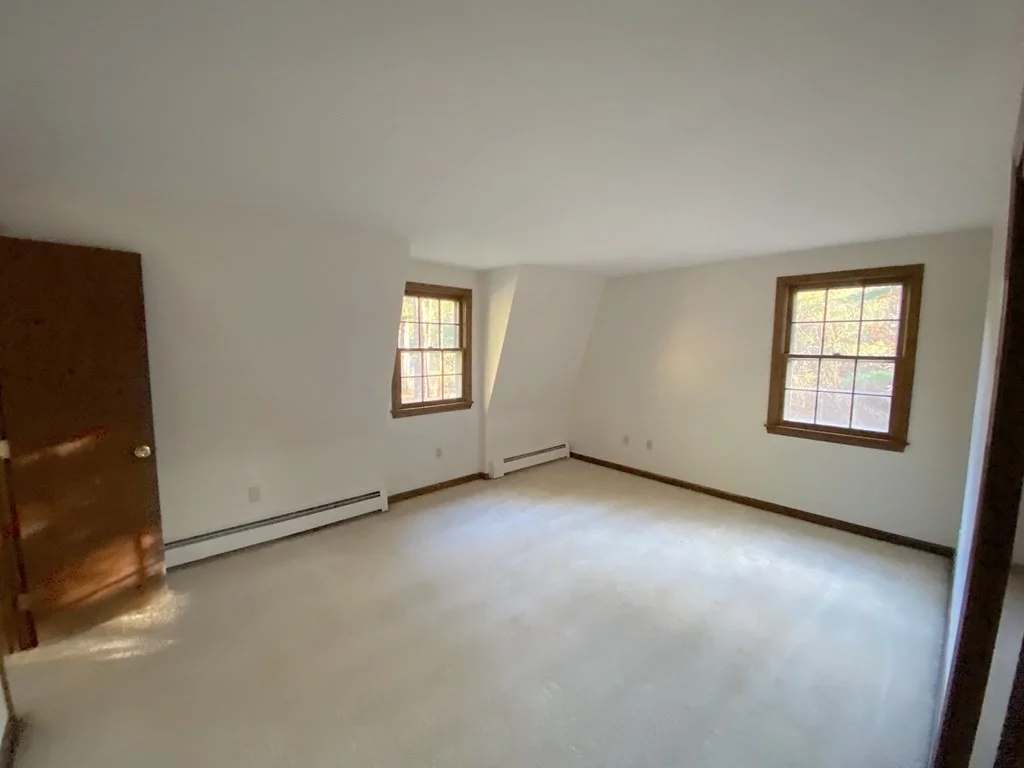 2 bed, 1 bath apartment for rent at 41 Valliria Dr Unit 41, Groton — photo 5 of 8