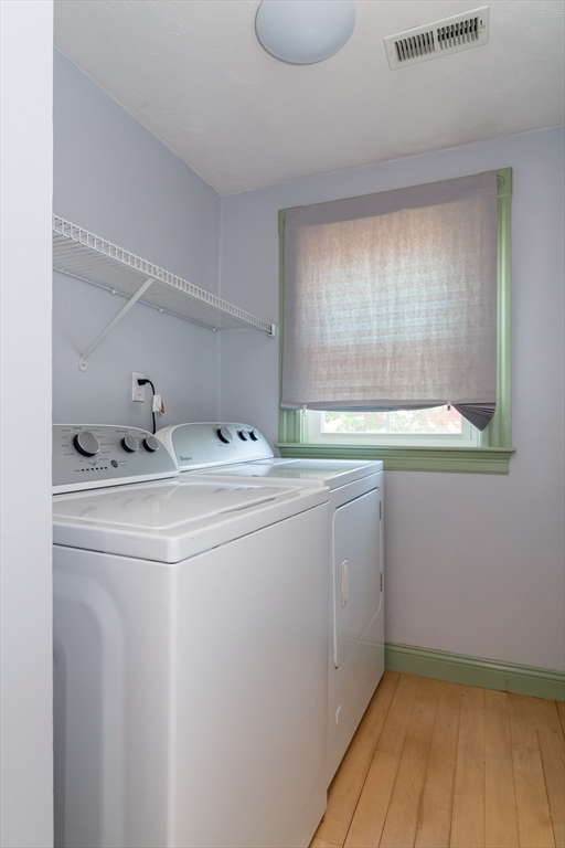 3 bed, 2 bath apartment for rent at 41 W Central Unit 2, Natick — photo 8 of 22