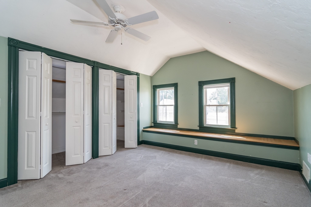 3 bed, 2 bath apartment for rent at 41 W Central Unit 2, Natick — photo 17 of 22