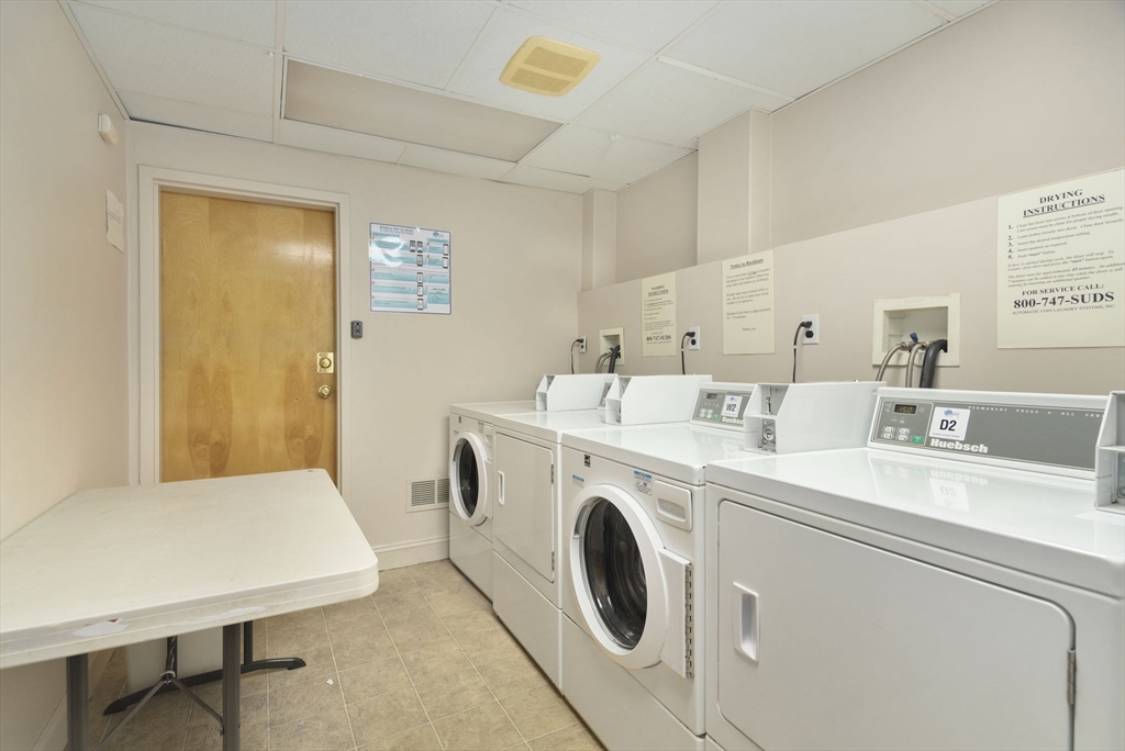 2 bed, 1 bath apartment for rent at 41 Walnut Unit 43, Waltham — photo 8 of 10