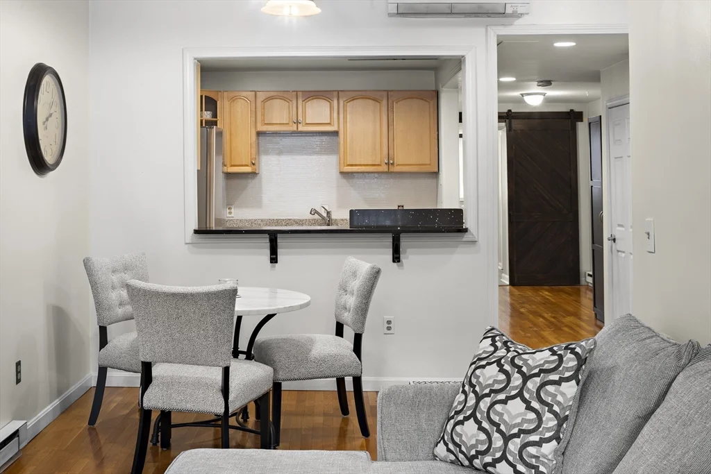 1 bed, 1 bath apartment for rent at 41 Warren Ave Unit 1, South End — photo 10 of 20