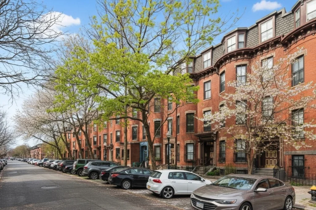 1 bed, 1 bath apartment for rent at 41 Warren Ave Unit 1, South End — photo 19 of 20