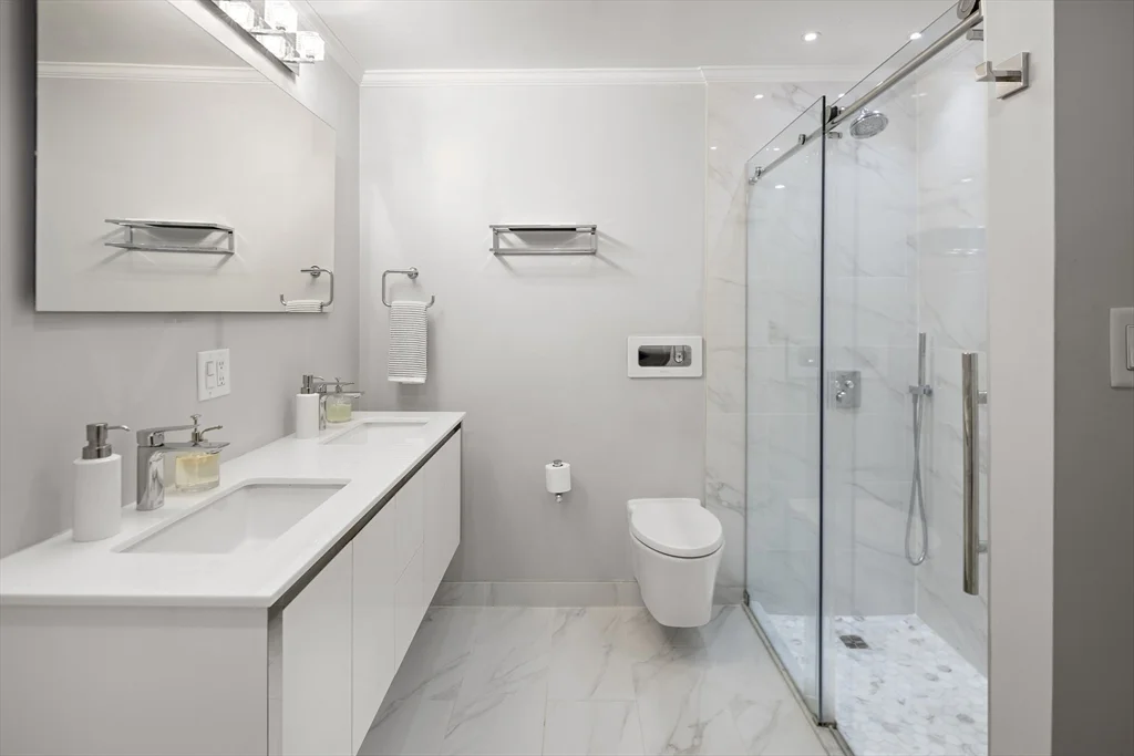 1 bed, 1 bath apartment for rent at 41 Warren Ave Unit 1, South End — photo 12 of 20