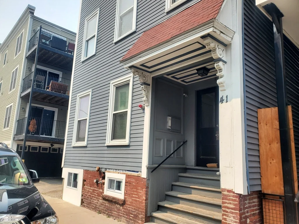 3 bed, 2 bath apartment for rent at 41 Washburn St Unit 1, Dorchester — photo 14 of 14