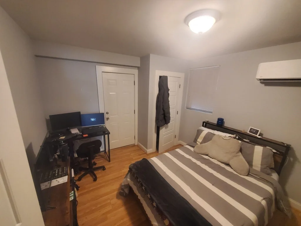 3 bed, 2 bath apartment for rent at 41 Washburn St Unit 1, Dorchester — photo 11 of 14