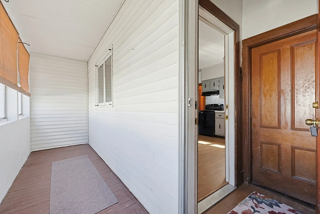2 bed, 1 bath apartment for rent at 41 Washington St Unit 1, Franklin — photo 4 of 24