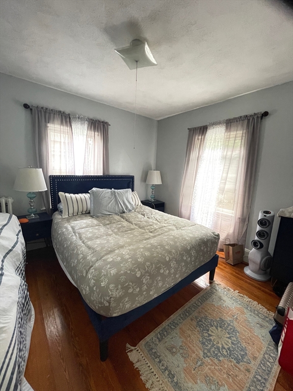 4 bed, 1 bath apartment for rent at 41 Webster St, Wollaston — photo 12 of 17