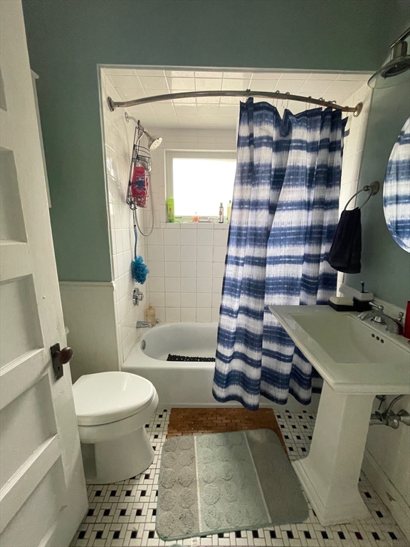 4 bed, 1 bath apartment for rent at 41 Webster St, Wollaston — photo 13 of 17