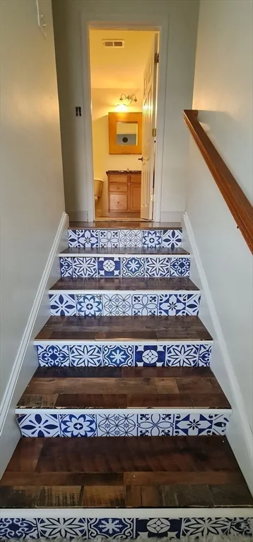 2 bed, 1 bath apartment for rent at 41 West St Unit 3, Hyde Park — photo 7 of 23