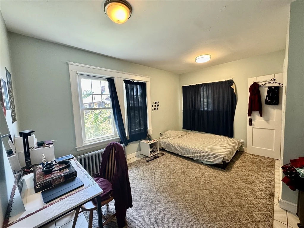 5 bed, 2 bath apartment for rent at 41 Westford St Unit 2, Allston — photo 16 of 27
