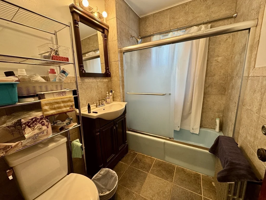 5 bed, 2 bath apartment for rent at 41 Westford St Unit 2, Allston — photo 15 of 27